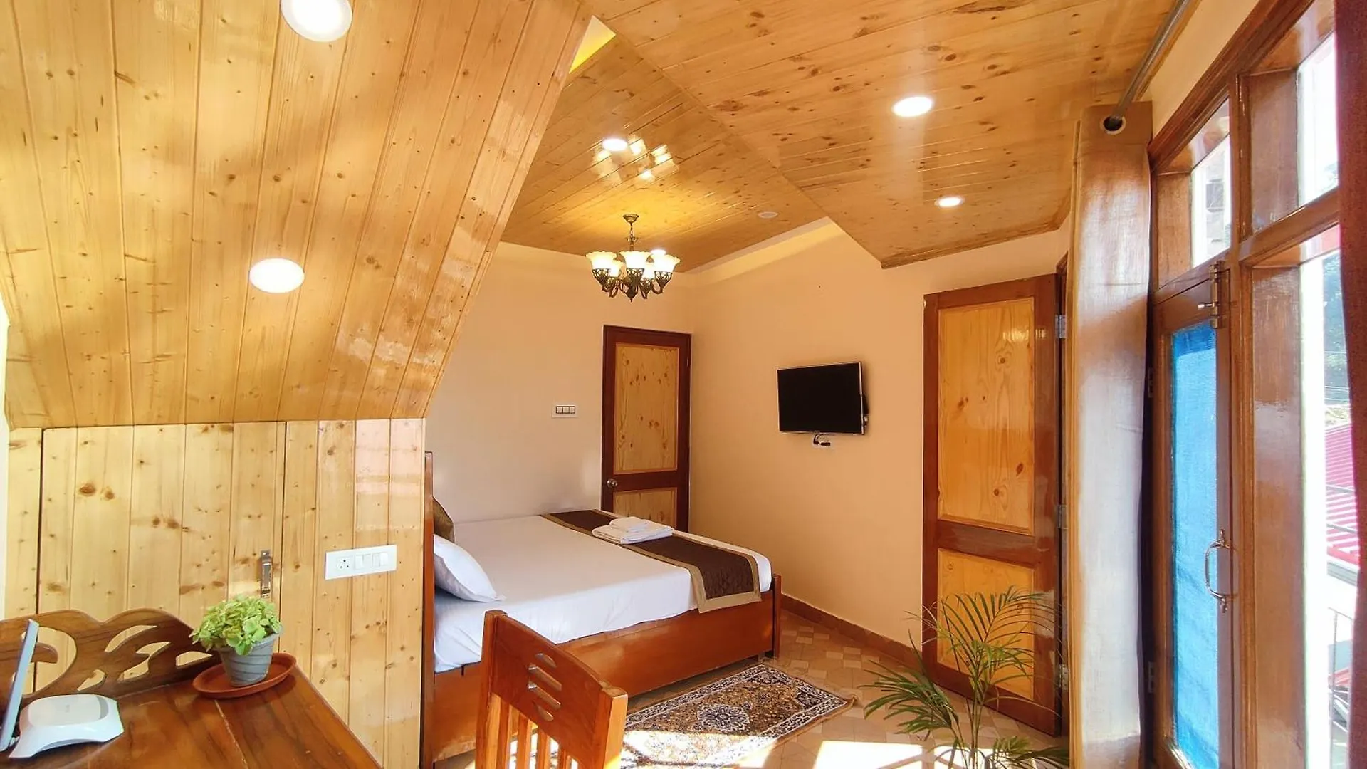 Vintage Woods Inn Shimla 0*,  India