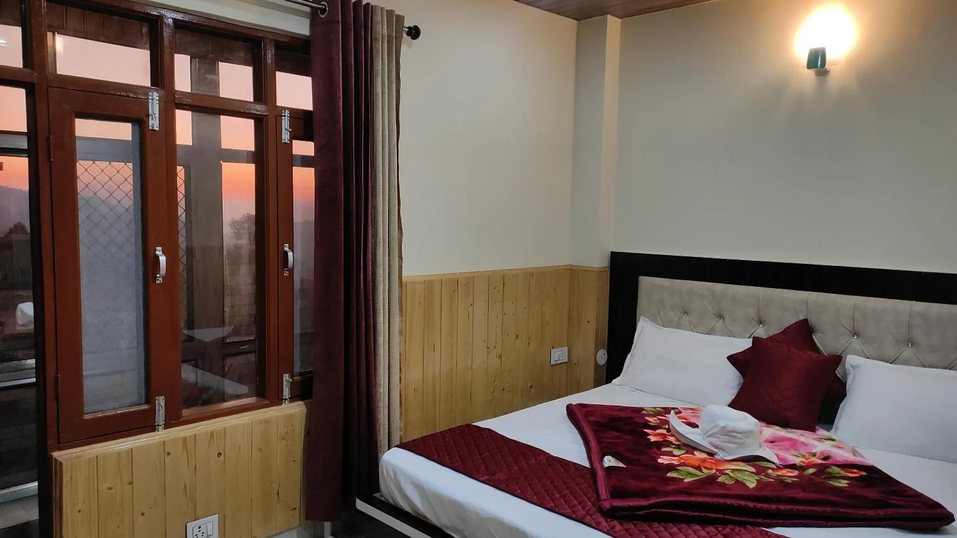Apartment Vintage Woods Inn Shimla