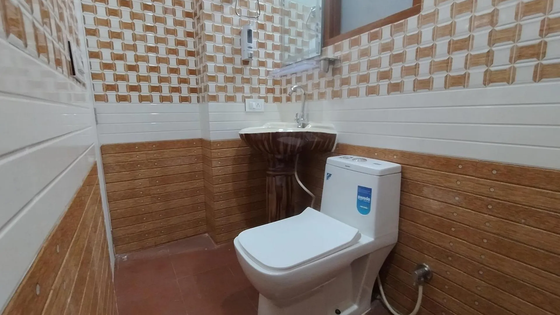 Vintage Woods Inn Shimla