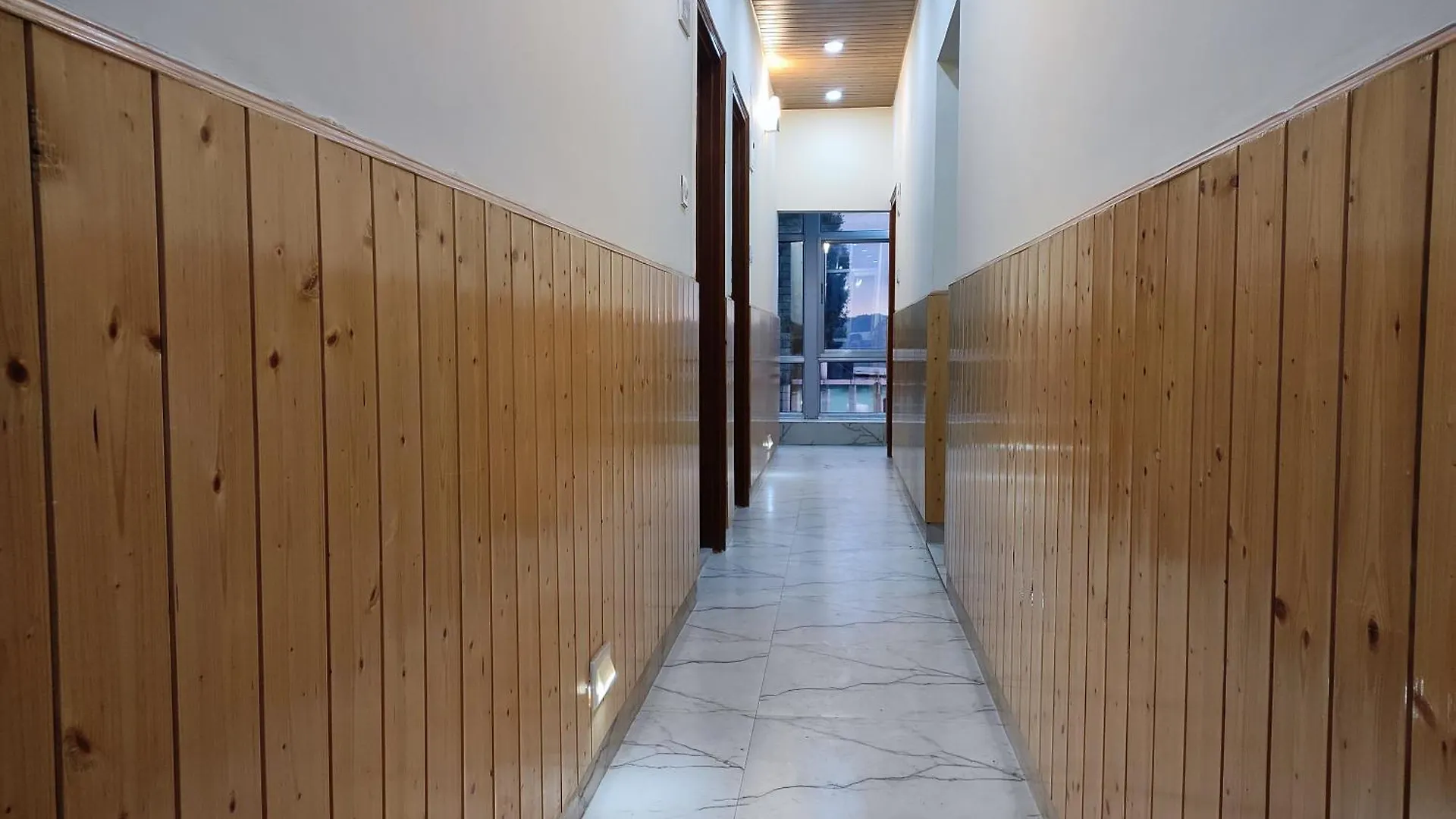 Apartment Vintage Woods Inn Shimla