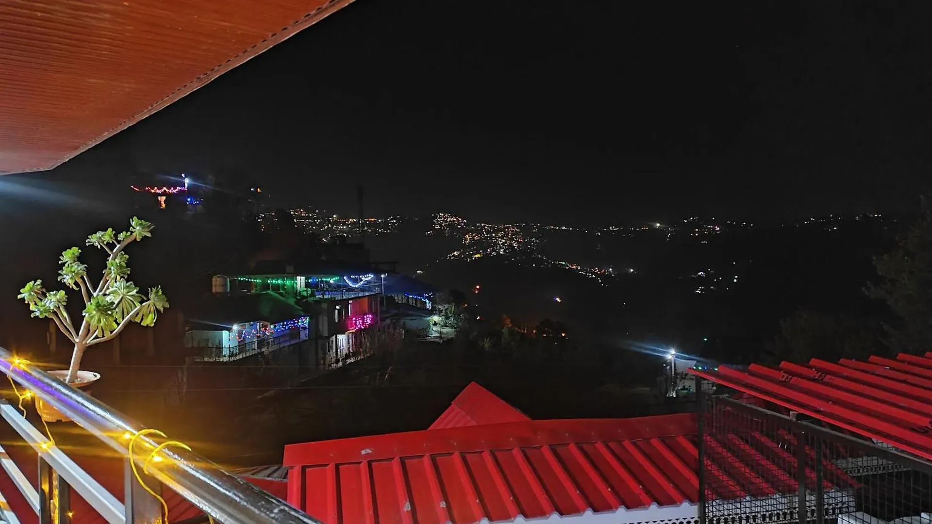 Vintage Woods Inn Shimla Apartment
