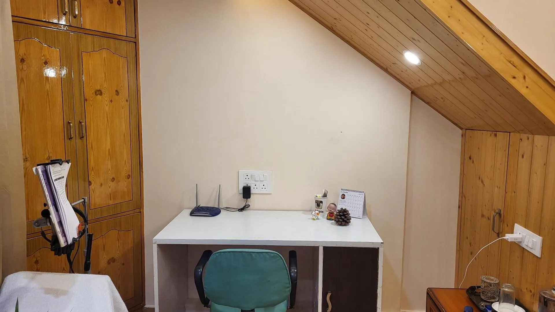 Vintage Woods Inn Shimla
